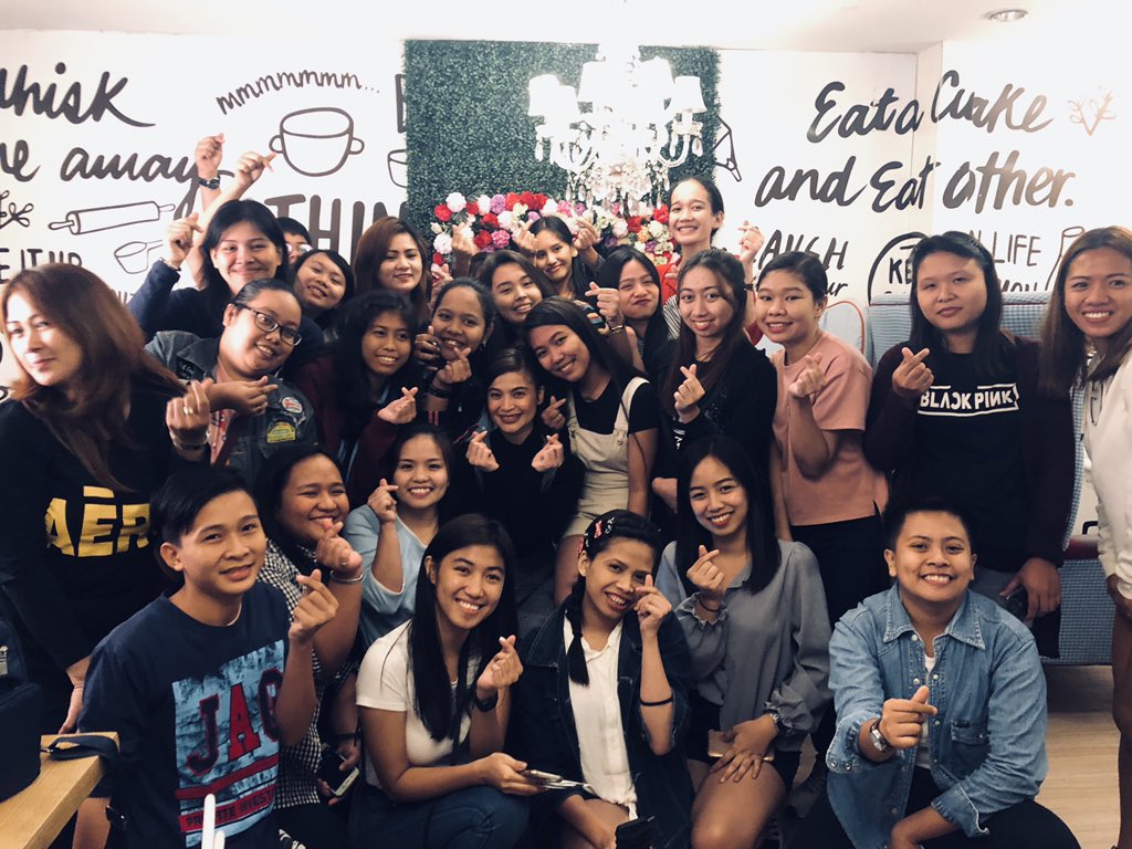 SassahJam's tweet photo. The more you thank life. The more Life gives you to be thankful for.

I'm so blessed.

MiSisteret is going to watch Blackpink Concert.

Thank you @DreamMachinePH
And Miss Anne Curtis.

Dreams do come true.. 😍😍😍

#BlackpinkInManila #DreamMachinePH #TheKoreAnneBirthdayGiveaway https://t.co/dOXrp1A59x