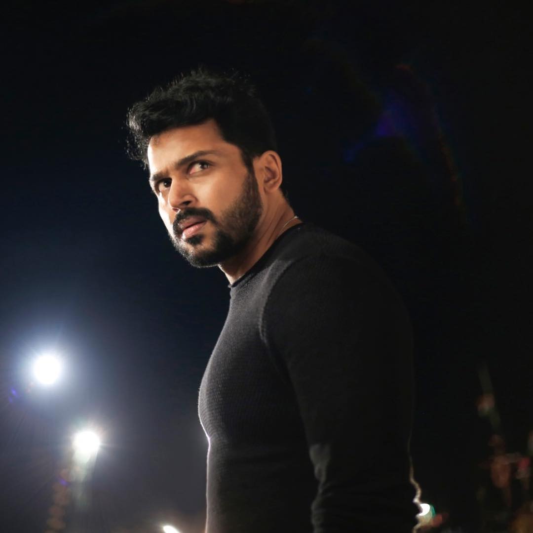 UAEKARTHIFANS's tweet image. 5 minutes to go for #DevTrailer
😎😎😊♥️♥️🔥
@Karthi_Offl @Suriya_offl @Rakulpreet @RajathDir @RelianceEnt @PrincePictures_ @DevTheMovie @Jharrisjayaraj @lakku76 @DuraiKv @johnsoncinepro