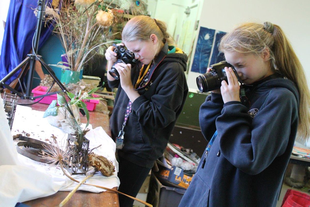 TruroHigh's tweet photo. What a fantastic afternoon spent inspiring the winners of @CR_UK's ‘Young Art Cornwall’ competition with a special steampunk-inspired art workshop at school! @CRUKEventsSW #STEMintoSTEAM #creativity #iloveboarding https://t.co/fboZFE2ZMb