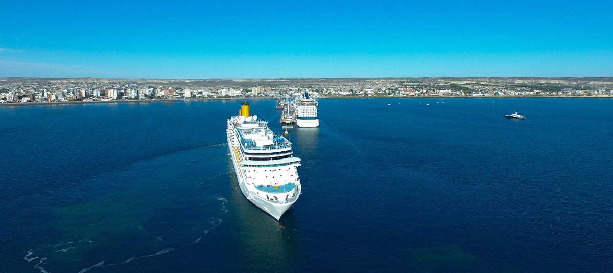 ric_sastre's tweet photo. Hoy tenemos más de 7 mil visitantes con la llegada de los cruceros #Eclipse y #CostaLuminosa a #LaMásLinda #Madryn #Chubut https://t.co/7bL1sys1sg
