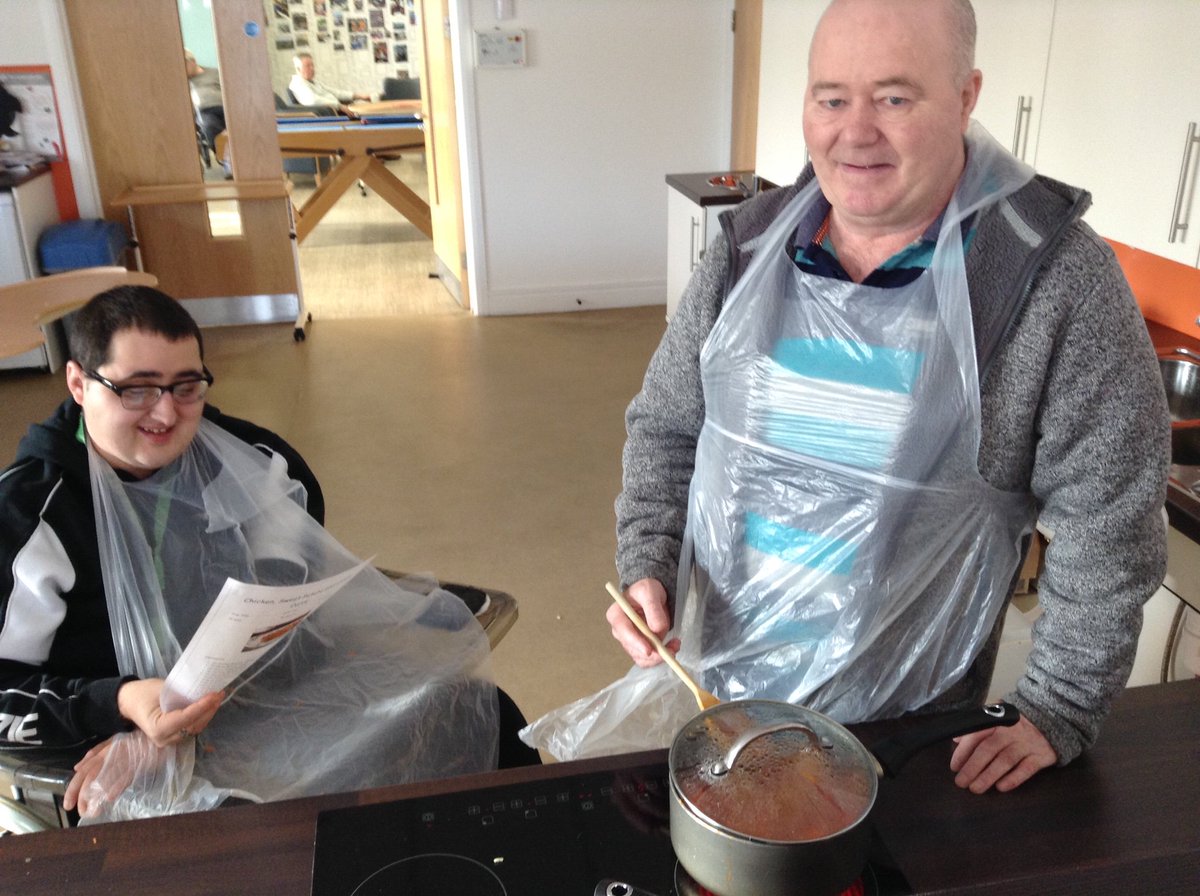 Dirrans_centre's tweet photo. Curry on the menu in the #dirranskitchen today. Well done to the #cooking group, they did awesome, it tastes and smells delicious. 👍🏼 #scratchcooking #livingwell #Thursday https://t.co/f80ZZKXk90