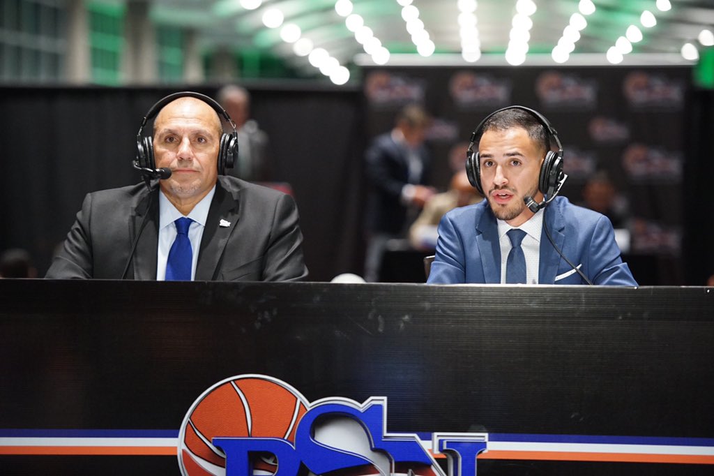 evargasdeportes's tweet photo. ¡Todo un éxito el #Sorteo19 del @bsnpr! 🏀🎙 https://t.co/2Ch1yMObRA