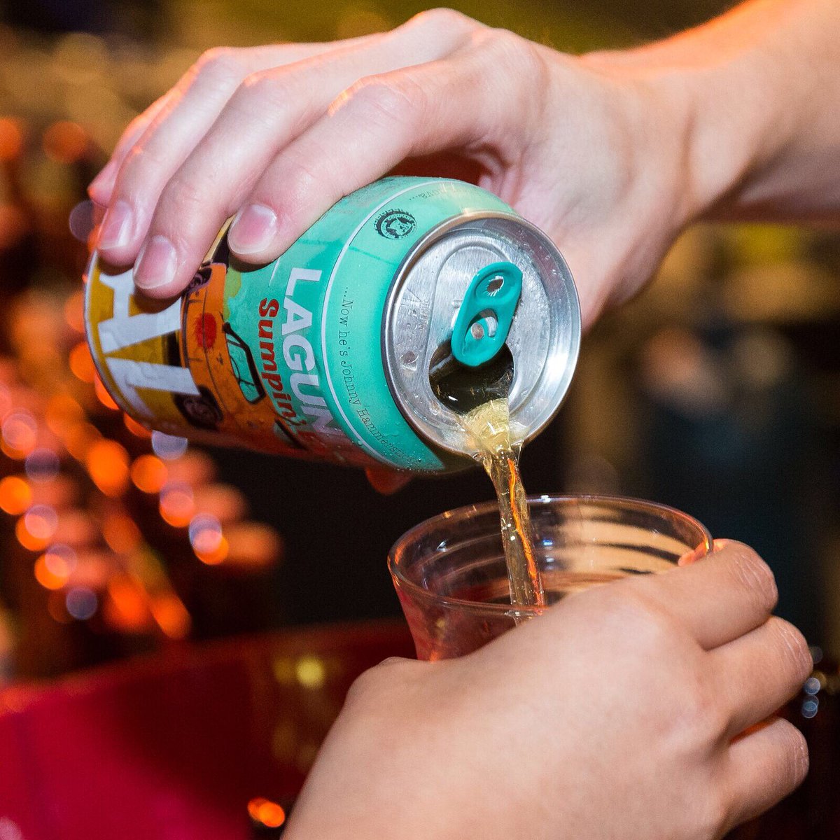 mmtakemiami's tweet photo. 🍺 MMTM GIVEAWAY🍺: Win 2 tickets to the @VeritageMiami #CraftBeer Tasting next Thursday, 2/7 at #WynwoodWalls. Head over to Instagram to enter! 🍻🍻🍻 #mmtm #mmtmgiveaway https://t.co/BwDnat5Cat https://t.co/wl8C55HaMw