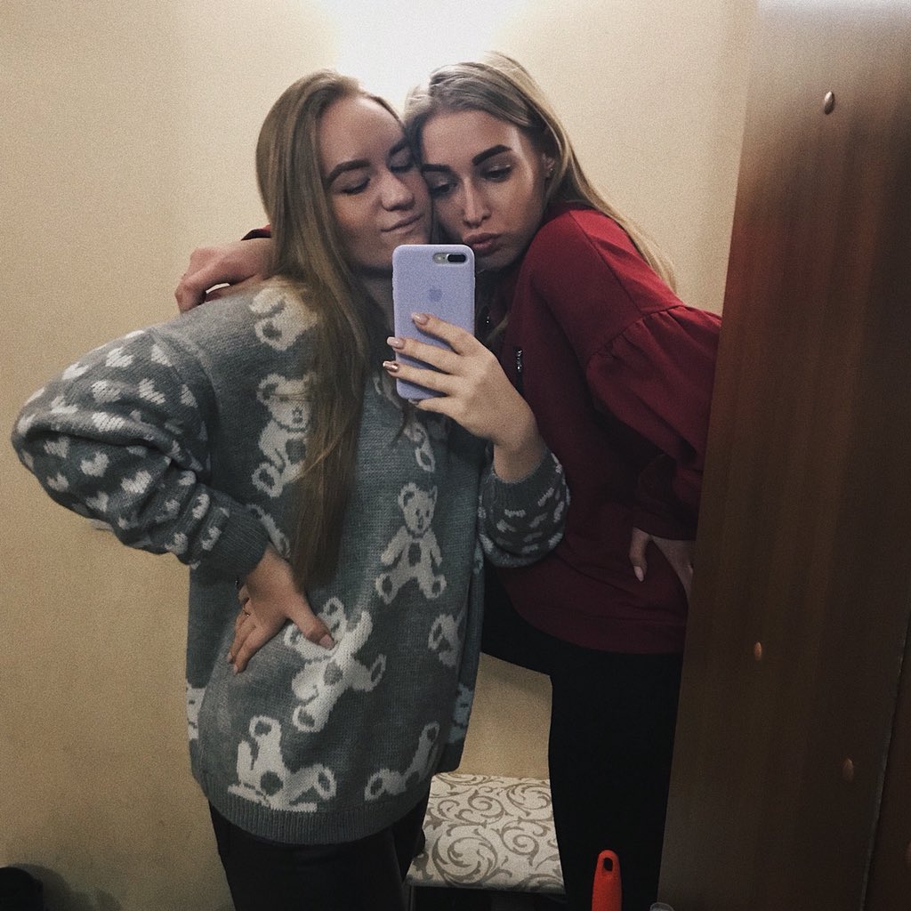 ir_lowe's tweet photo. @alena_pipkina человек, к которому можно прийти домой , покушать, поплакать , посмеяться ❤️ просто хочу сказать тебе - СПАСИБО https://t.co/5FMkk7l8gm