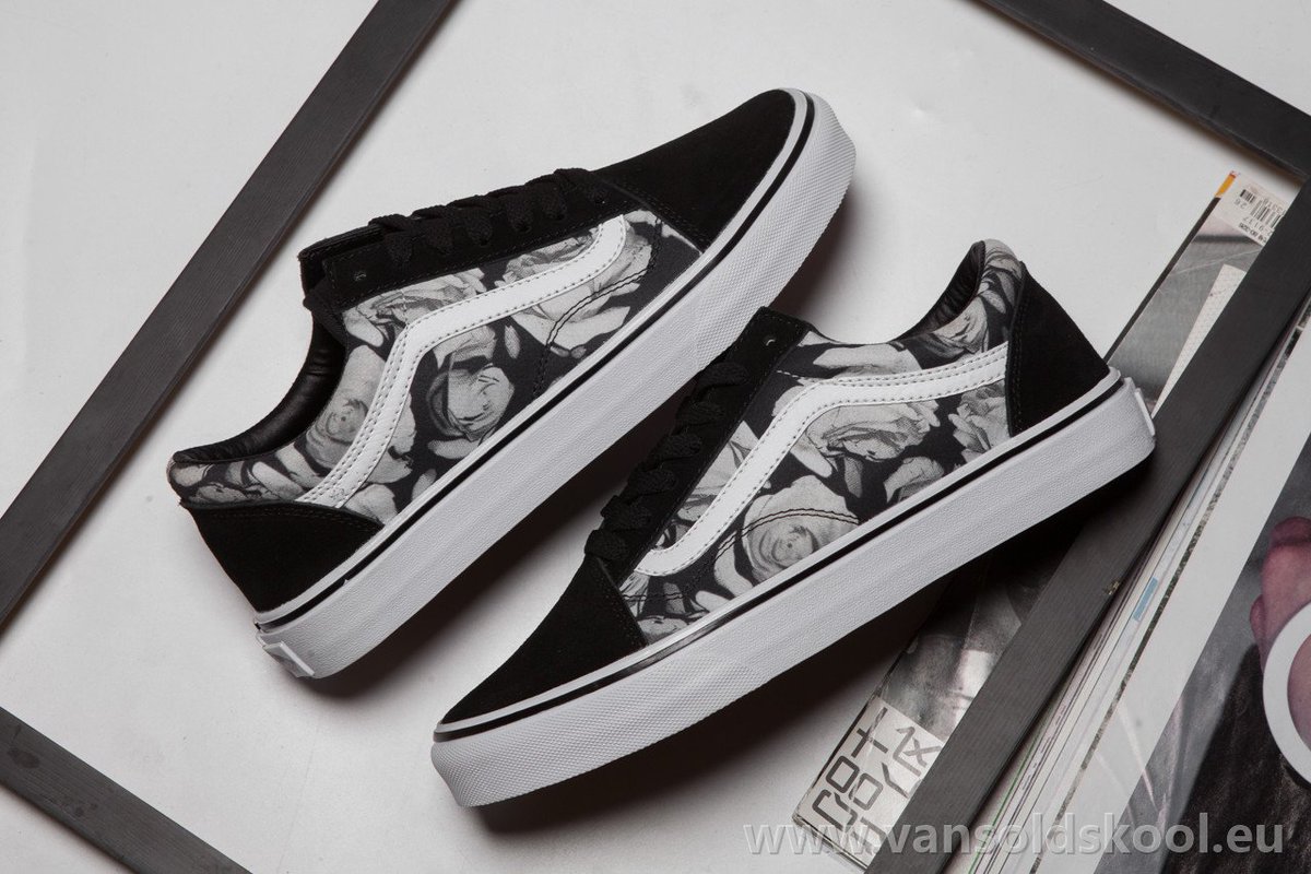 vans old skool black and white roses