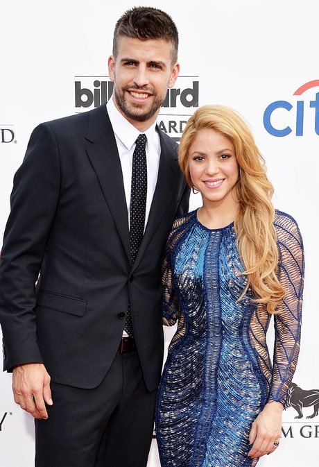 Happy 32nd birthday to Gerard Pique

The luckiest man in the world 
