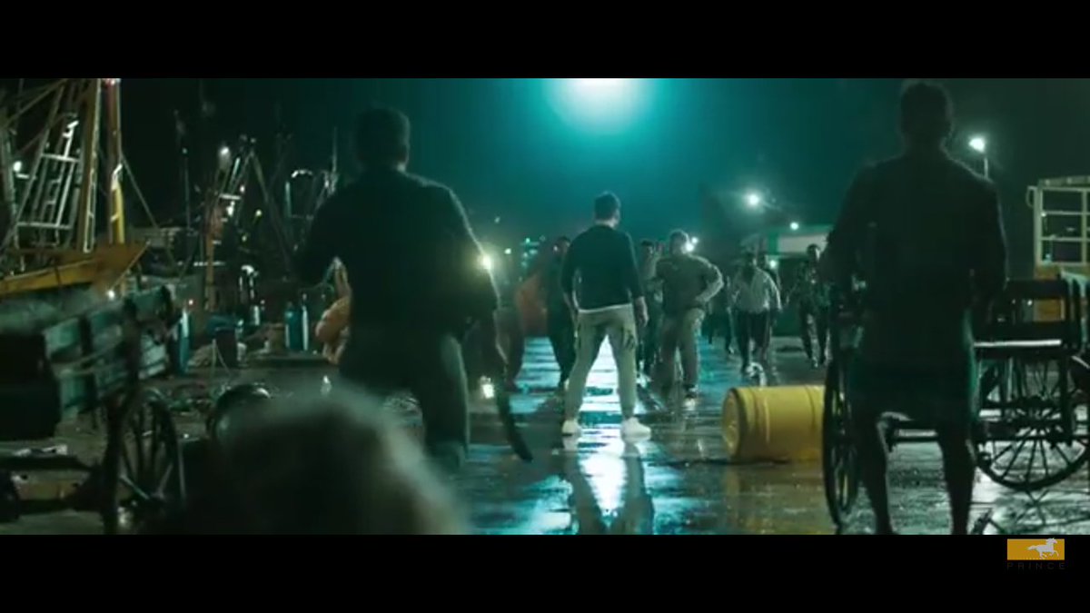 Sithan__'s tweet image. Remains me of Sketch fight scene 
#DevTrailer