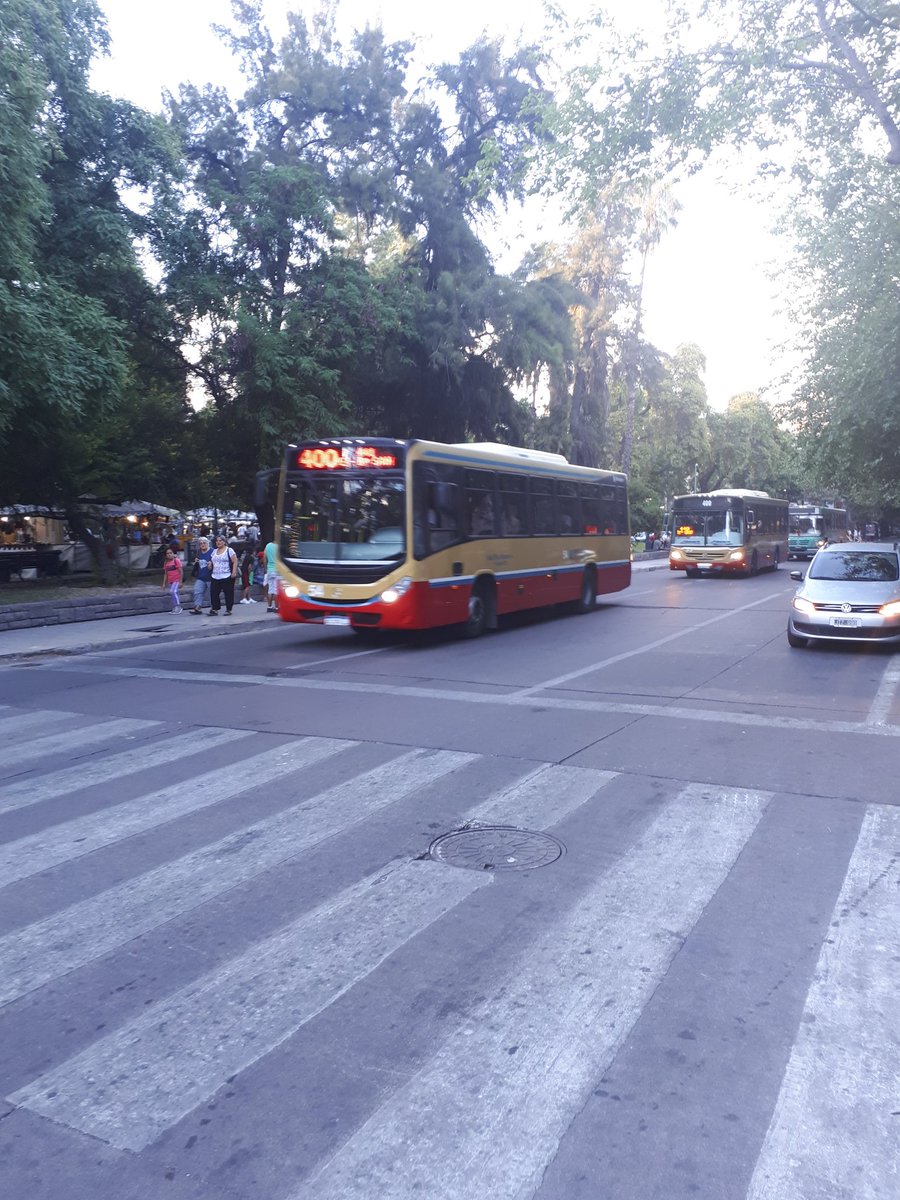 AUTAMoficial's tweet photo. El viernes 1 de febrero comienza la venta de abonos escolares en los controles de las empresas de colectivos. Cargas mínimas: Primario $180; Secundario y Universitario: $225. https://t.co/9dhjArGOsF