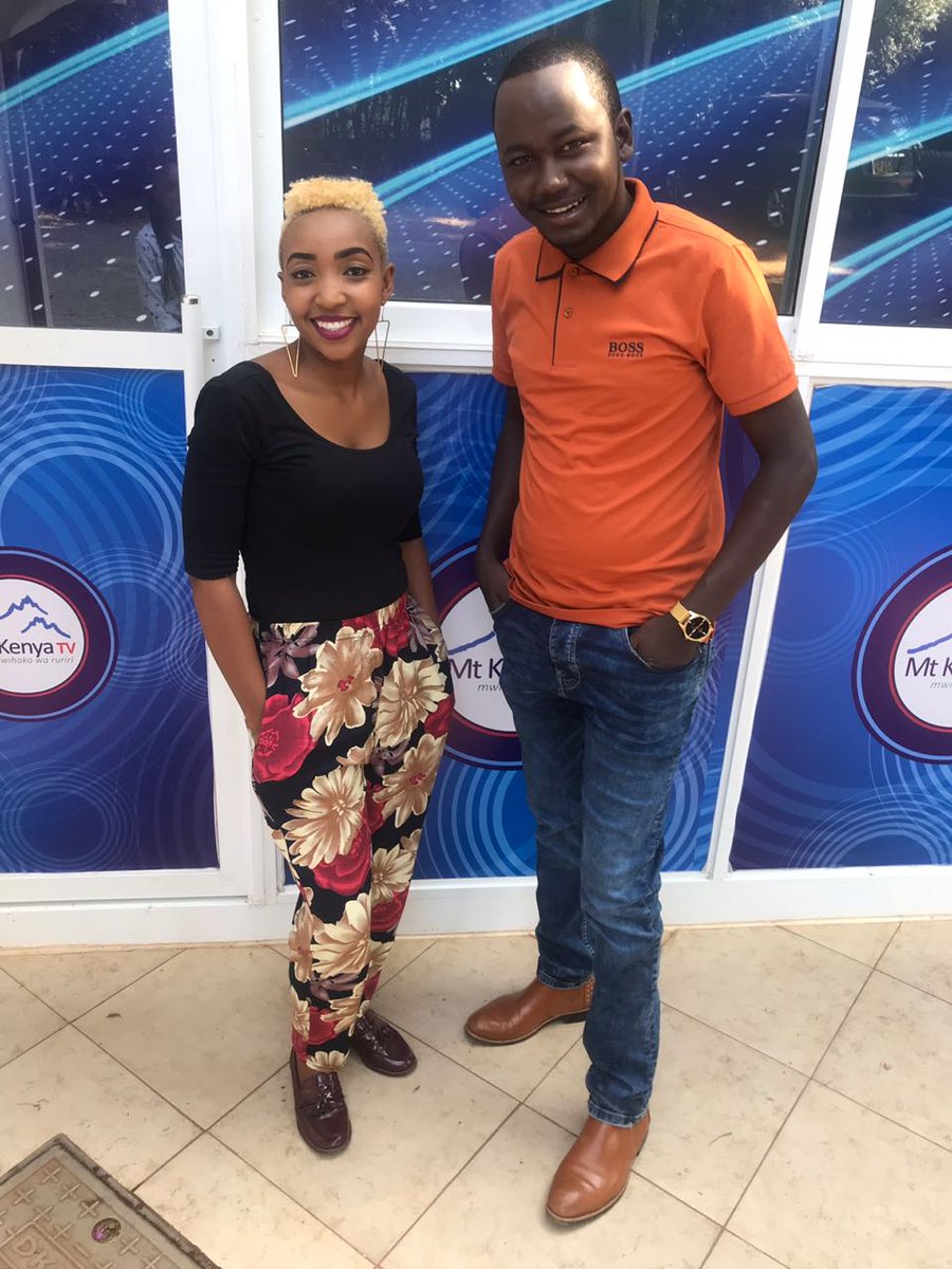 #AjeAje Naona kawikendi kanacome kucome!!,Umuthi ari muthenya wa Thursday #tbt tukehoka niwatinda o wega naithui #TeamMuthungutho <a href="/Djmacdee254/">Djmacdee</a> na <a href="/AgnesNonsizi/">Agnes Nonsizi</a>  nitwakura ,uratwirorera uri mwena uriku? 
#MuthunguthoLive
#tbt
#ItsAGoodThursday
#IkoFireee!!....