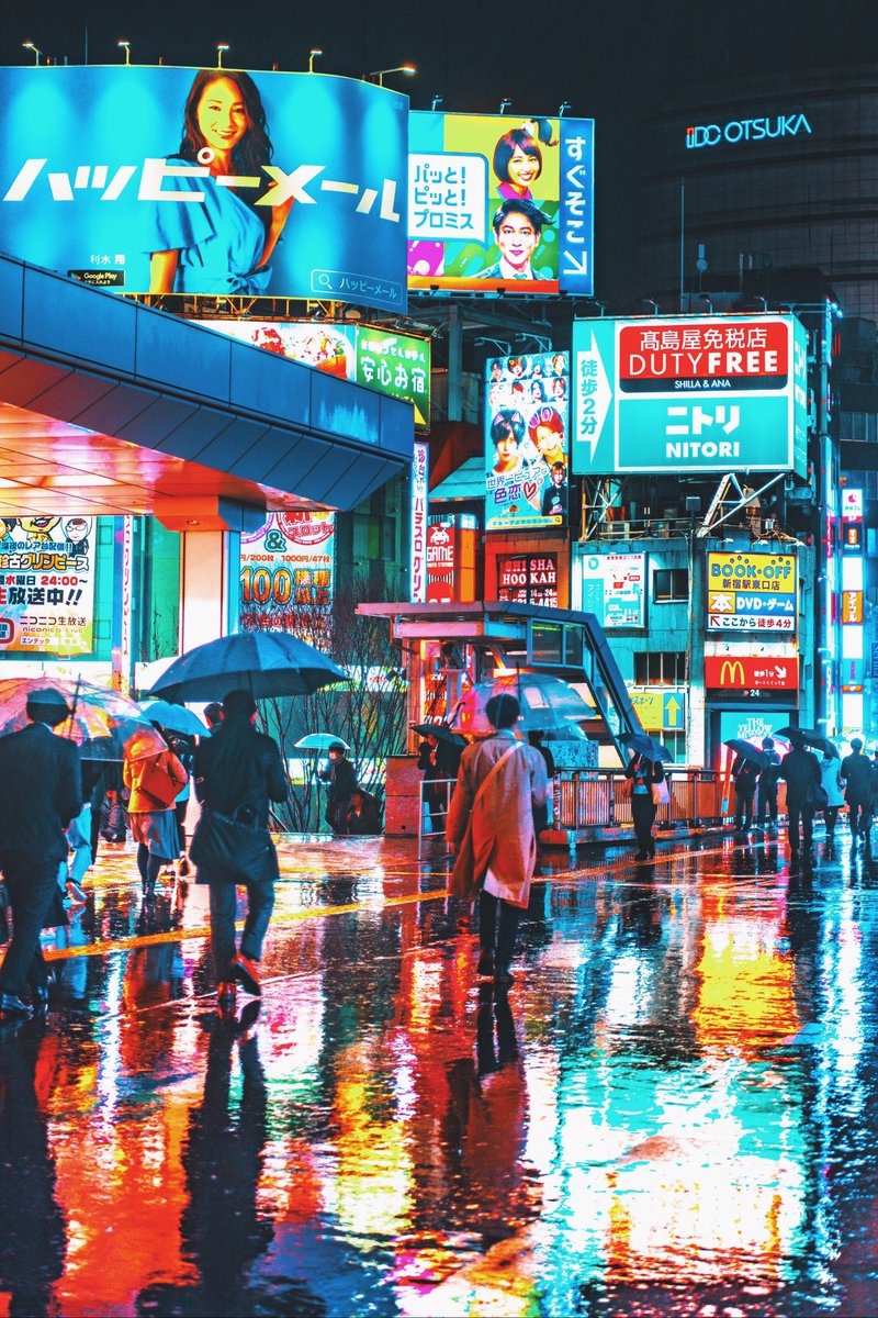 ちんぽこ丸 On Twitter 雨の日の新宿インスタ映えするなって思いながら新宿行って撮ったら想像以上にインスタ映えた