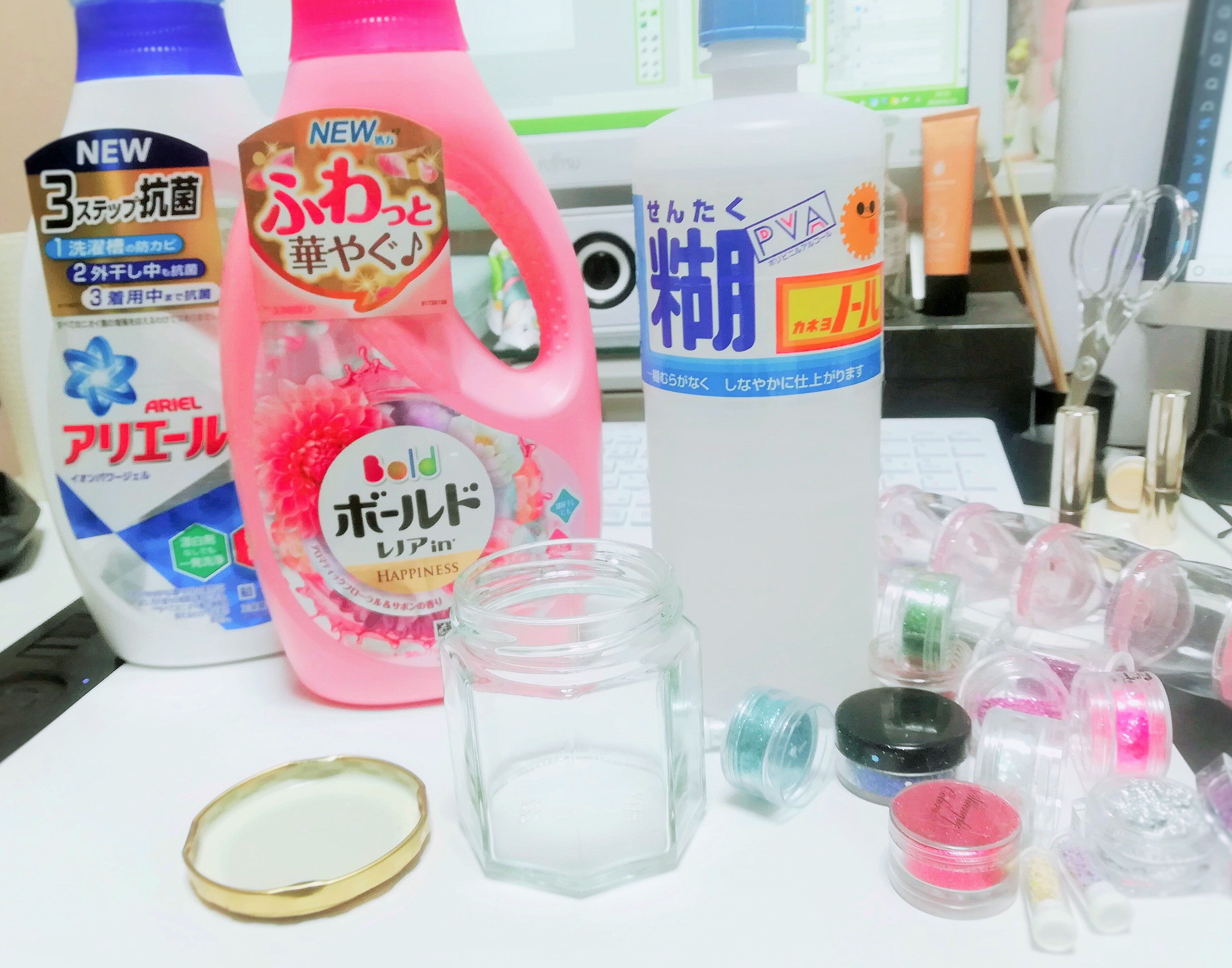 上原有紗 洗剤スライム試したら固まらない というリプいただいたんですみません 詳細書くと 洗濯のりは成分がpva ポリビニルアルコール のもの 70ml 洗濯用洗剤はp Gのアリエール ボールド さらさ 大さじ１ これでできます 試したのですが
