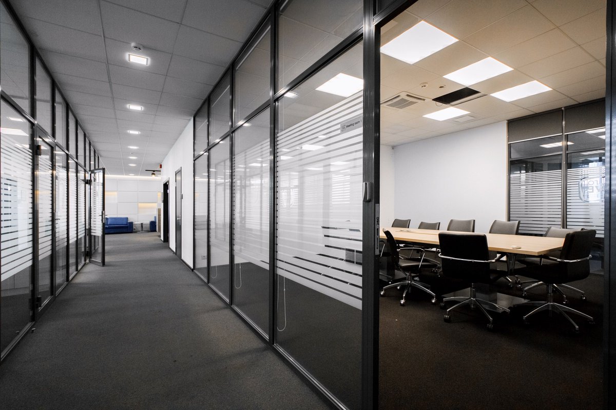 KnowhowRealty's tweet image. Pilsēta: Rīga
Vieta: Centrs
Iela: Ganību dambis 24a
Platība: 1931,82kv.m
Stāvs: 2/3
Cena: 9660EUR/mēnesī + PVN + komunālie maksājumi. Komisijas maksa aģentam par starpniecības pakalpojumiem nav jāmaksā.
Aģents: Oskars Zariņš
Tālrunis: +371 29957111