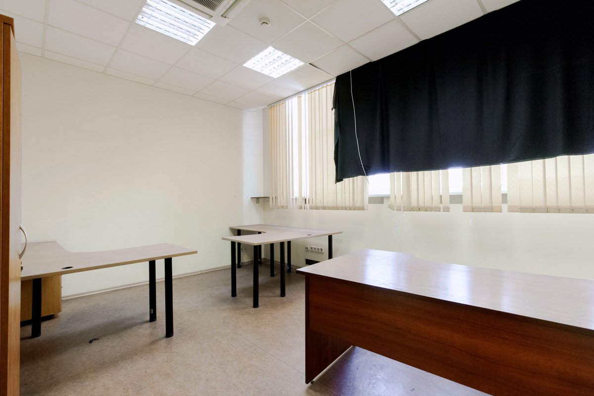 KnowhowRealty's tweet image. Pilsēta: Rīga
Vieta: Centrs
Iela: Ganību dambis 24a
Platība: 1931,82kv.m
Stāvs: 2/3
Cena: 9660EUR/mēnesī + PVN + komunālie maksājumi. Komisijas maksa aģentam par starpniecības pakalpojumiem nav jāmaksā.
Aģents: Oskars Zariņš
Tālrunis: +371 29957111