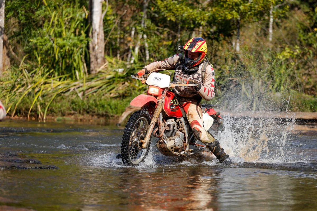 Best way to cool off while riding in a hot country ;) 

#BigAdventureCambodia