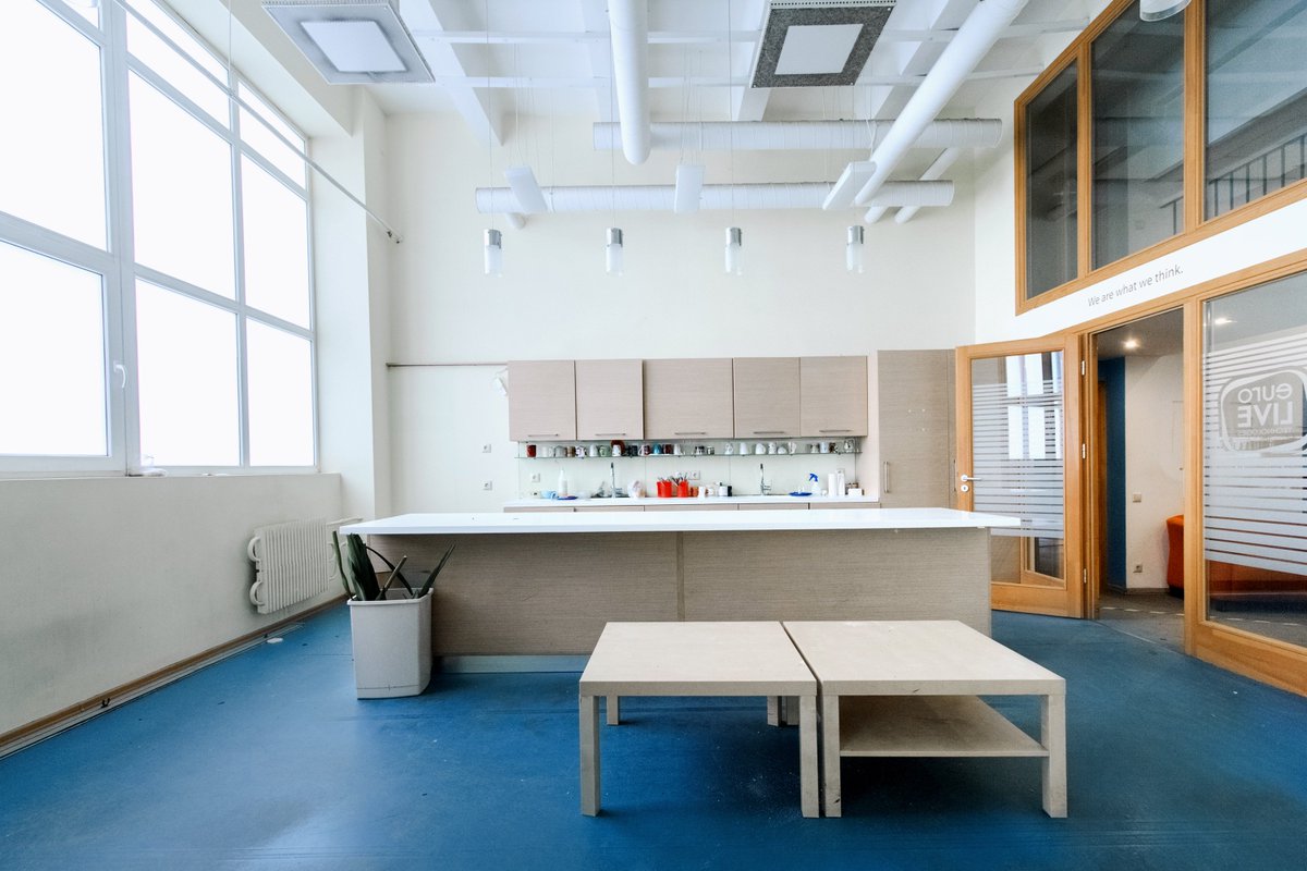 KnowhowRealty's tweet image. Pilsēta: Rīga
Vieta: Centrs
Iela: Ganību dambis 24a
Platība: 3689kv.m
Stāvs: 2-3
Cena: 18445EUR/mēnesī + PVN + komunālie maksājumi. Komisijas maksa aģentam par starpniecības pakalpojumiem nav jāmaksā.
Aģents: Oskars Zariņš
Tālrunis: +371 29957111