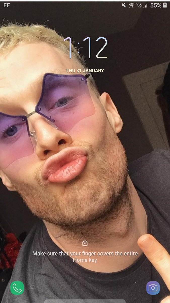 Ellie🏴 tweet media