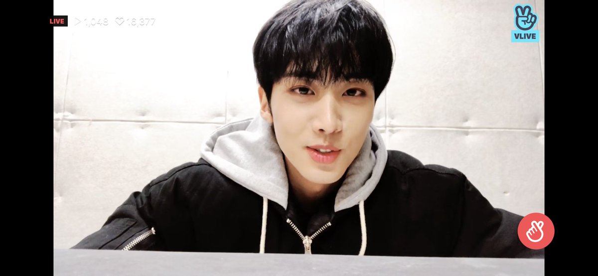 KNK_ISYS's tweet photo. 진짜 너무 잘생겼어

너무 사랑해 ㅠㅠ💛❤️ https://t.co/TEZgBSRvBZ