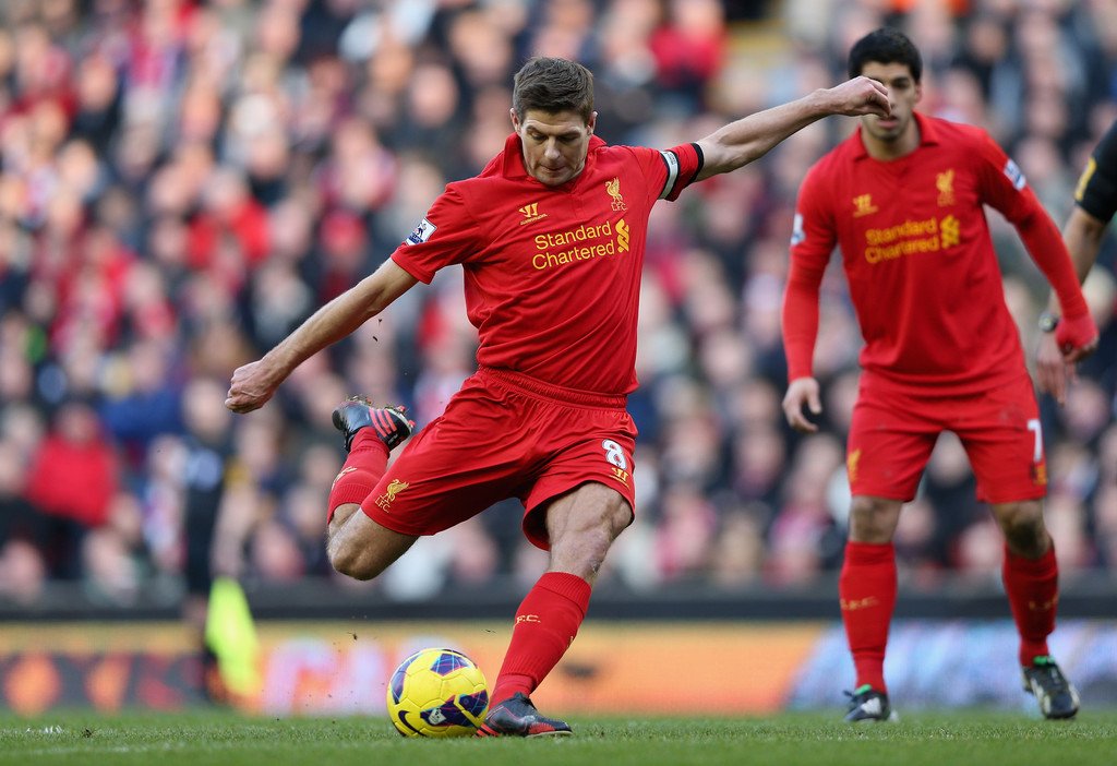 'The Story' of Stevie G / Captain Fantastic in 9min: youtube.com/watch?v=IDN0_A… maar welke 4 wedstrijden veranderde het leven van Steven Gerrard? FourFourTwo ging met hem in gesprek