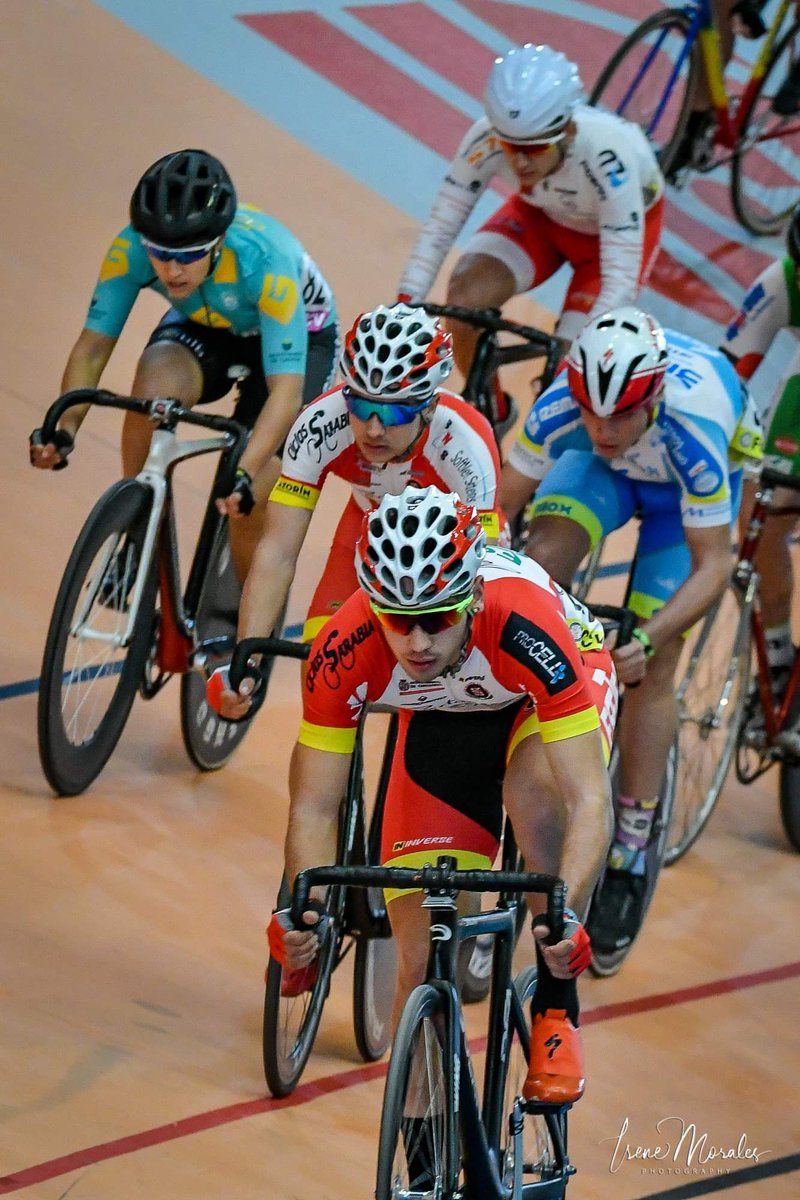¡Este sábado Campeonato Regional de Pista en el Velódromo de Torre-Pacheco! Estarán en liza:

➡️ Junior <a href="/jonathantoro01/">Jonathan Toro</a> <a href="/valera_fernand/">David Valera Fernández</a> <a href="/pichiigarciaa/">Andrés García</a> <a href="/JuanMMorote/">Juan Manuel  Morote</a> @20JMM02 <a href="/23Alejandro_ML/">AlejandroM.L_23</a> y @28Carlesss

➡️ Sub23 <a href="/CristianToro_99/">CristianToroSantiago</a> y <a href="/jmgarcia_so/">——JM——</a>

#NosGustaLaPista #CampMurciaPista