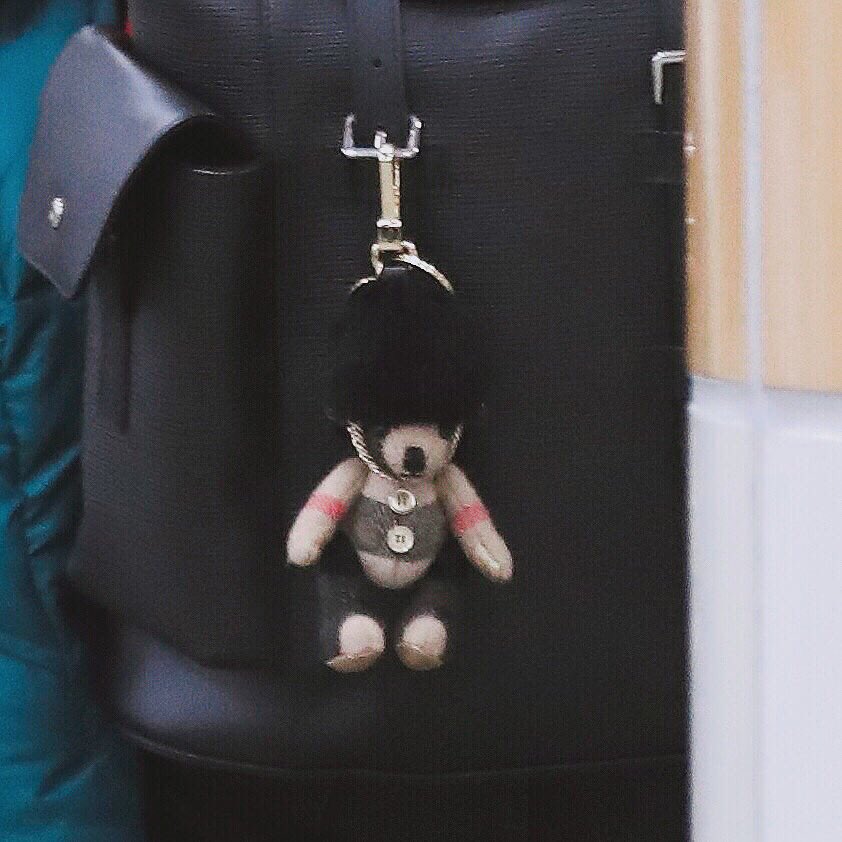 flytothemoon0's tweet photo. 🐻몇개 갖고 있는 고야? https://t.co/8x3czRHcED