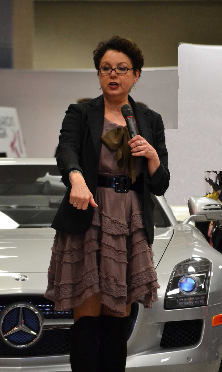 Rhode Island Fashion Week tweet media
