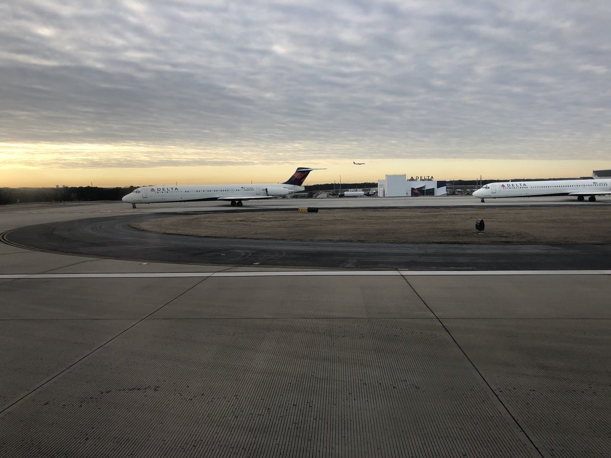 CharWhitmore's tweet photo. Good Morning @Delta https://t.co/TAe3CeLCgh