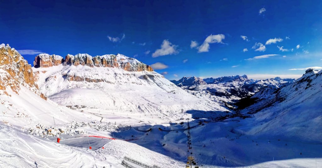 arabbadolomites's tweet photo. 💙🏔^^Le montagne sono il principio e la fine di ogni scenario naturale.^^💙🏔
cit. John Ruskin
📷 Daniele Quellacasa
#arabba #fodom #dolomites #besuper #bearabba #arabbawow https://t.co/dpfm3Dy1nn