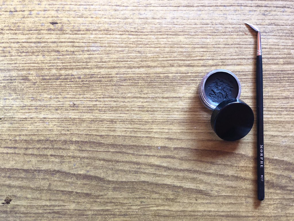GlamNature's tweet photo. Inglot AMC eyeliner -77 review https://t.co/nAKyjuB50S https://t.co/IorRLgXadi