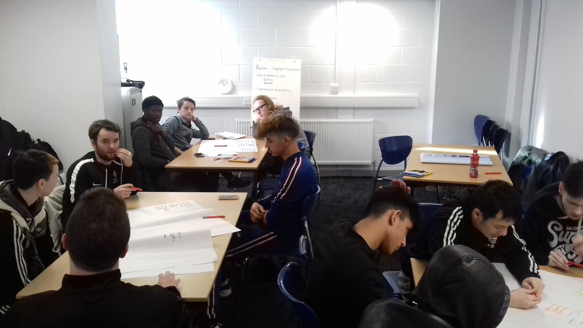 Po_Mills's tweet photo. More #EmployerExpectations  @Street_League #Manchester today. What do top employers @DecathlonUK @premierinn @EntertainerToys &amp; @nationaltyres want from their employees? 
*Enthusiasm *Work ethic *100% *Honesty just some of the 👍 ideas shared. Same goes for #workexperience https://t.co/B5NIzKsEKQ