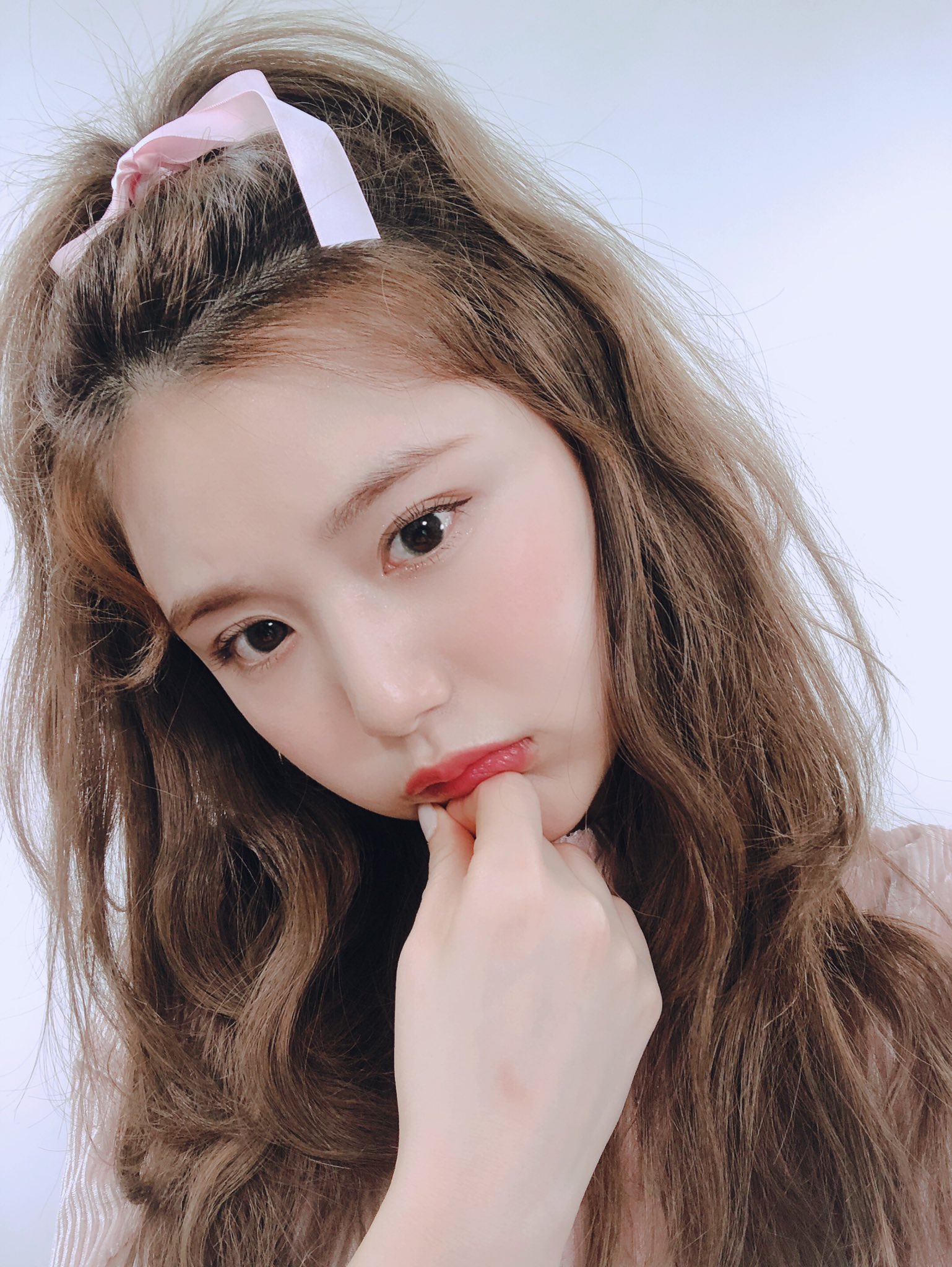 ひよん 絶賛ダイエット中 Kpopアイドル風ヘアアレンジ これはだれでしょうか T Co 6rgsq4xabv Twitter