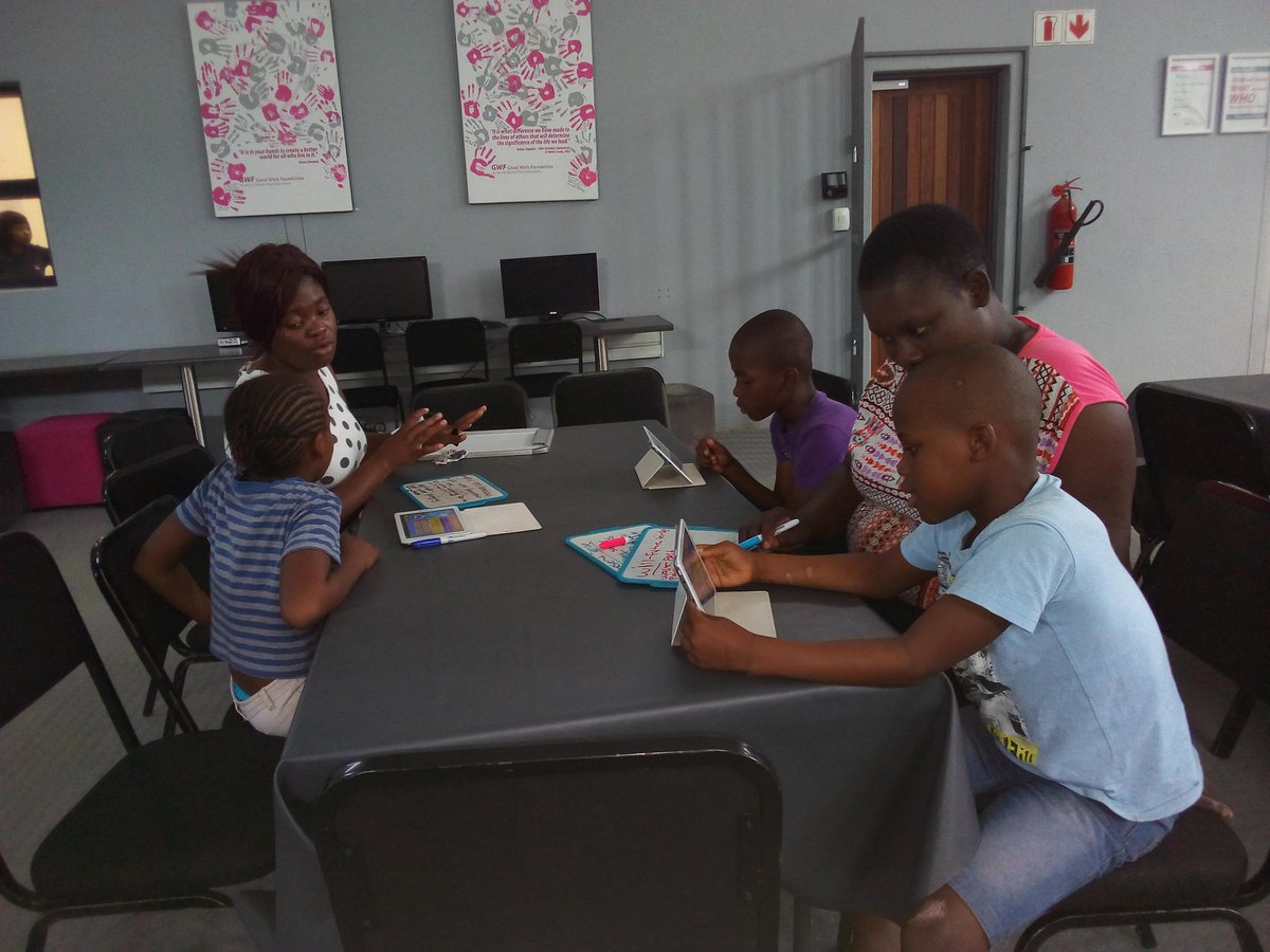 mpho_lebyane's tweet photo. #AfternoonProgramme with the #AkananiOVC #DifferentLessons @HazyviewDLC @GwfOnline #LearningIsFun https://t.co/x0C9TdYrgM
