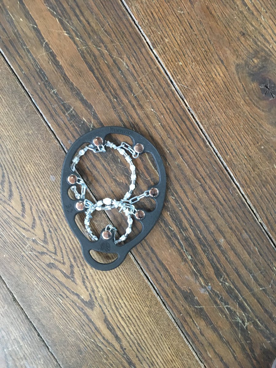 jenn1662's tweet image. My new traction footwear. I’ve worn out 2 pair of yaktrax so I upgraded to the industrial kind lol #justdontfall #winternecessity #Muskoka #YakTrax