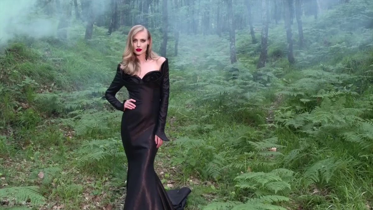realrunways's tweet photo. Wear a Prom Dress Inspired by Your Favorite Disney Princess #promdress #pageantdress #prom #pageant #prom2019 #prom2k19 #promdresses #pageantdresses #mnmcouture #promguide #disney #disneyprincesses https://t.co/cArSnHdzyp https://t.co/RDJfMD2dhO