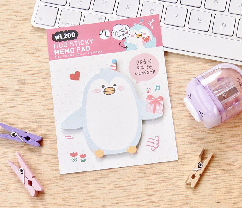 VitasanaTienda's tweet photo. A vosotrxs no os da pena usar los #PostIt cuando son tan bonitos como este?? A mi siiiii y siempre digo... ay q se me gasta hahah 

https://t.co/UHPcgfQYN7

#stickymemo #papeleriacoreana #bujo #bulletjournal #papeleriabonita https://t.co/CbgTu24GBP