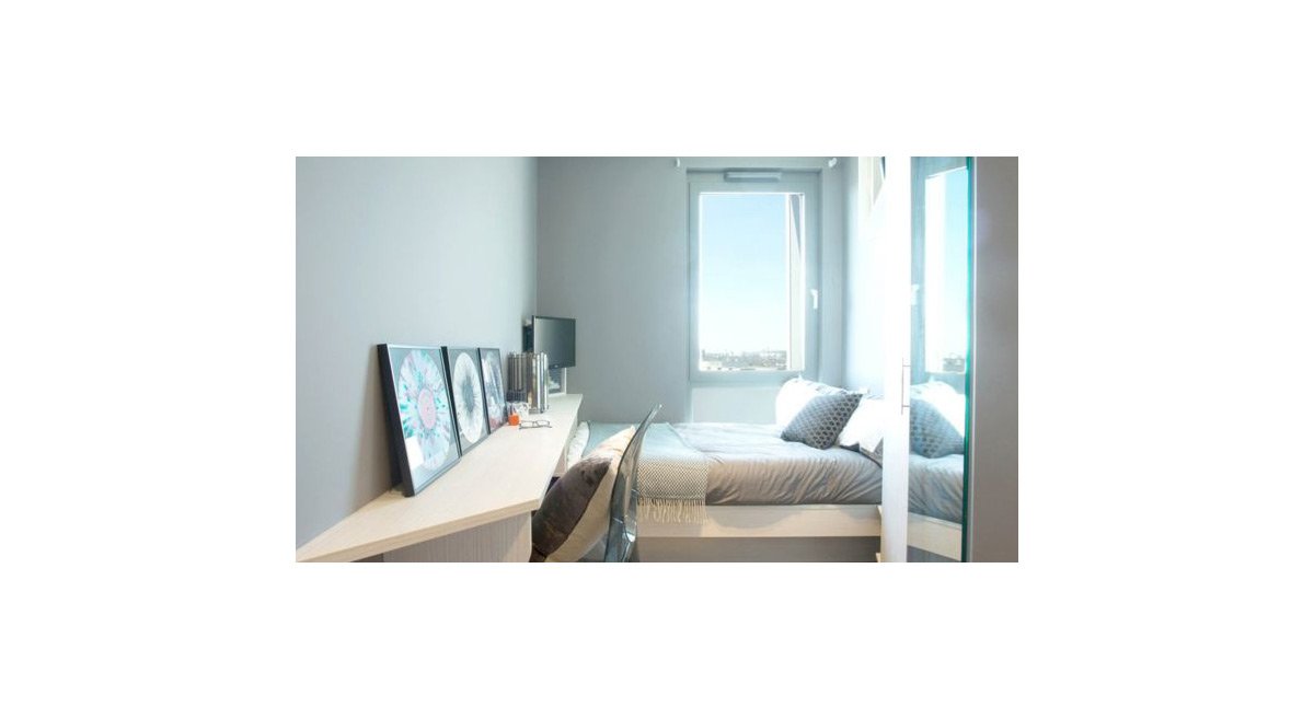 UK_CW's tweet image. 'Micro-homes could solve' London's housing crisis.

Living in micro-homes could "expand choice" for young professionals and help tackle London's housing crisis, a report has suggested. Read More --&amp;gt; bbc.in/2G01nvY 

#HousingCrisis #MicroHomes