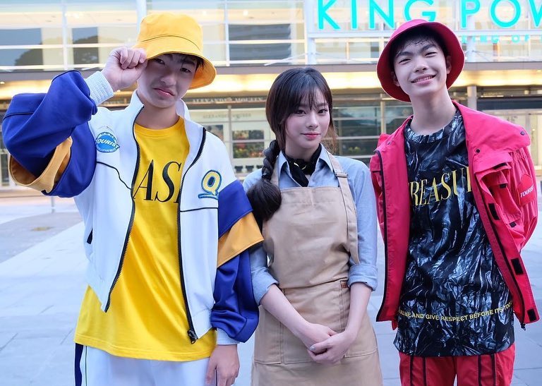 micmacfanclub's tweet photo. ใครคิดถึง2หนุ่ม #twin_micmac รุ่นพี่จาก Road to idol ss1 วันนี้แอดเอารูปเบื้องหลังการถ่ายทำ mv ท่าไม้ตาย(ooh yeah) มาให้ดูกันก่อนน้า อดใจรอกันหน่อยนะ เร็วๆเจอกันแน่นอน #roadtoidol #roadtoidolseason1 #roadtoidol2018 #roadtoidolthefinalstage

IG : roadtoidol
https://t.co/fSn9KoTKaR https://t.co/VcSh9I5Qku