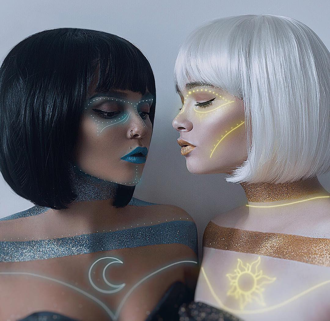 Annabelles_Wigs's tweet photo. 💔 Love can never tear us apart 🖤 Absolutely in lust with this look by @paveletskaya wearing Josie and Carol Anne #annabelleswigs

https://t.co/GUOTu0MN4a

#josie #carolanne #blackbob #whitebob #bobwig #wigs #wig #paveletskaya #aw_josie #aw_carolanne #lovecannevertearusapart https://t.co/a87PJeTKSe