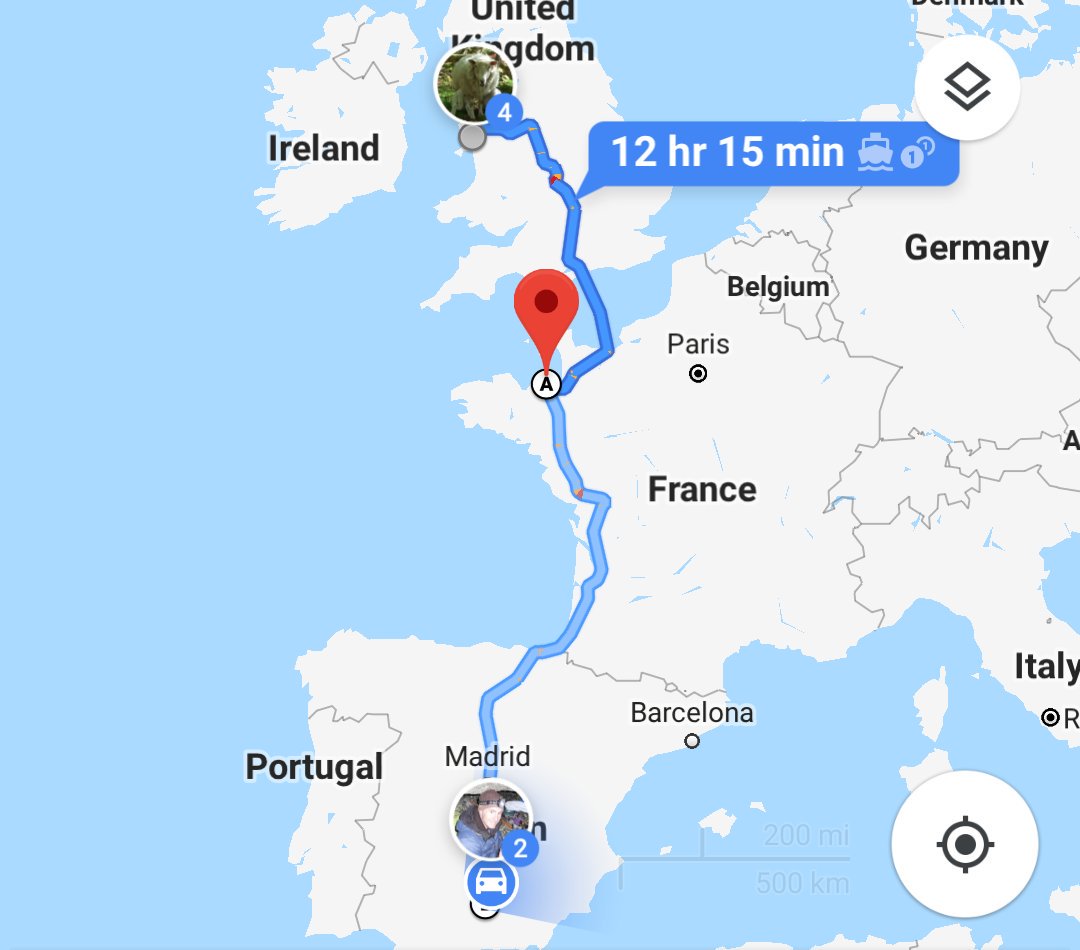Last rapid charge at @gasolwin before arriving at our destination in Jaén! Excited to have driven our 24kWh @NissanEV_UK #eNV200 DIY campervan 1400 miles http://N.Wales to S.Spain! Met up with friends and looking forward to couple weeks of sunny rockclimbing 😎