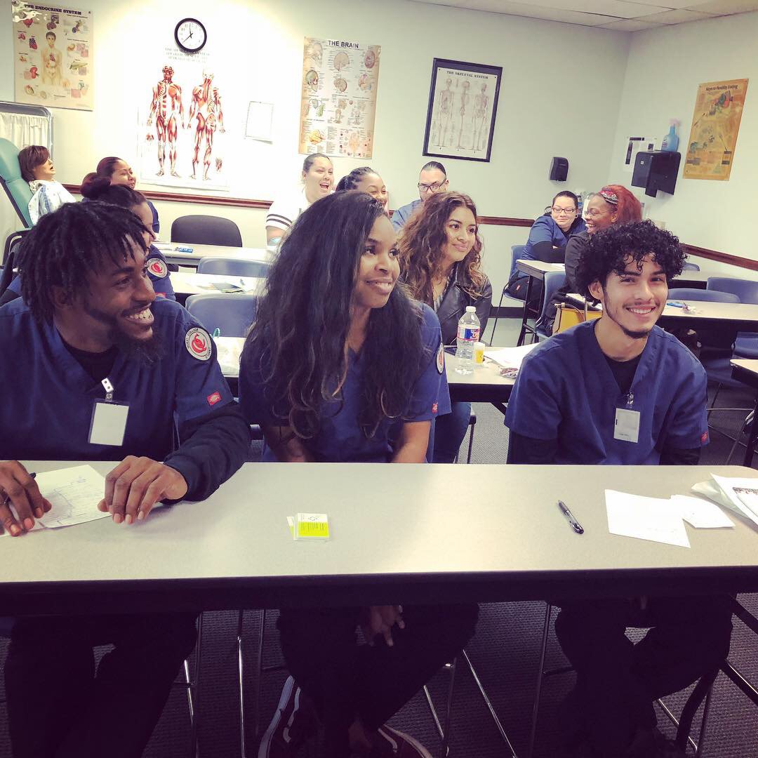 QuestCollegeEdu's tweet photo. Interested in a medical career? Quest College has employers visiting every month to recruit our new graduates. Call today to get your career plan in motion. 210-366-2701 https://t.co/Nny1fbLPjD