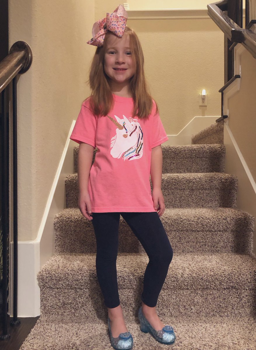 skvaughn81's tweet photo. #100thDayofSchool Emma wanted her sequins in groups of ten 🦄🦄🦄#proudMATHmom @LightFarmsElem https://t.co/QUU0j32rQu