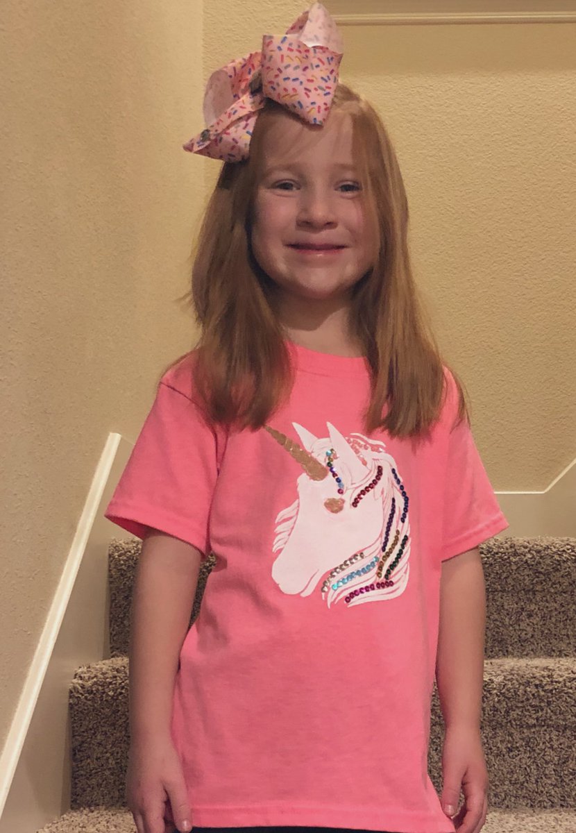 skvaughn81's tweet photo. #100thDayofSchool Emma wanted her sequins in groups of ten 🦄🦄🦄#proudMATHmom @LightFarmsElem https://t.co/QUU0j32rQu