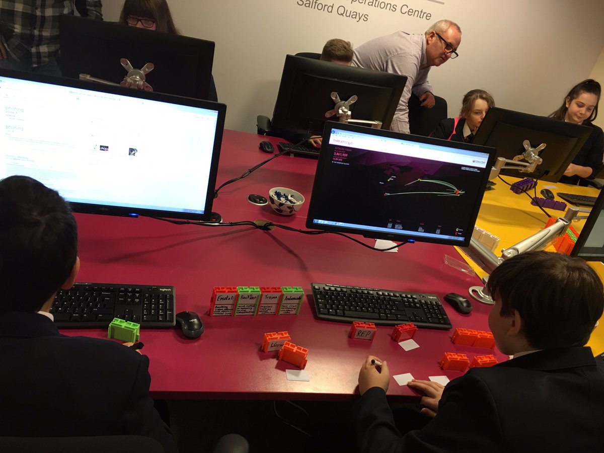 AllHallowsRC's tweet photo. Pupils learning about cyber attacks and recording their findings using #structurallearning bricks with @YouthFederation https://t.co/2QbEGXWwrb