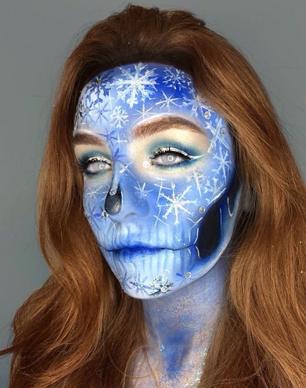 Treasuremakeup's tweet image. F R E E Z I N G ❄️💧 last night was the coldest night of the winter so far 😨❄️ stay cosy inside 🙈 @beautybybelinda using #mehron paradise AQ paints ❄️ #mehrongirl #mehronmakeup #mua #facepaint #freezing #winter #cold #creativemakeup #makeupartist #wintermakeup #snow