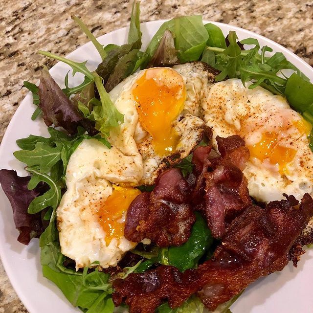 WooPigFoodie's tweet photo. Some days brecky is a salad.
.
.
.
.
#brecky #breakfast #salad #freerange #organic #eggs @applegate #sugarfree #bacon @slapyamama #butaskfirst https://t.co/vqJAyJ0STO https://t.co/ITyQL1qMnE