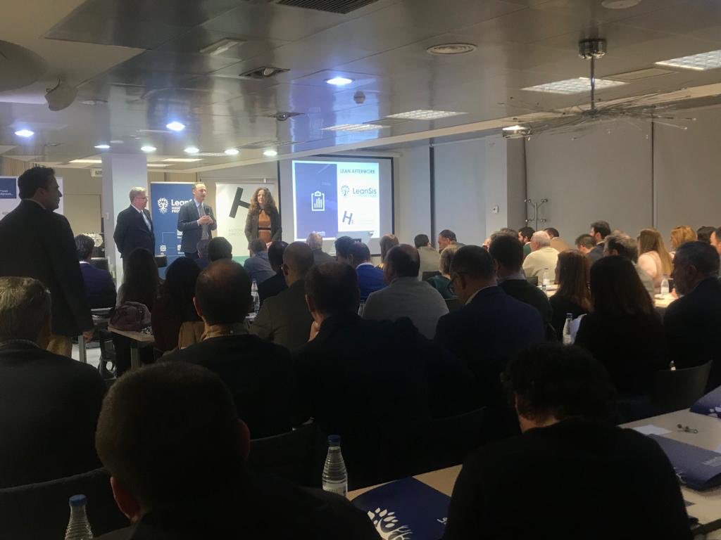 jacello's tweet photo. Muy agradecido a @DireccionH por invitarme a participar en la jornada sobre #LeanManagement impartida por #LeanSis con más de 140 directivos de empresas murcianas.
Herramientas y metodologías que permiten hacer a las empresas más eficientes y reducir “despilfarros” y errores. https://t.co/XJ1s2nZyOE