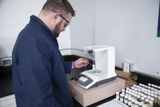 RhondaGiedt's tweet image. On Jabil’s Move into #EngineeredMaterials for #AdditiveManufacturing buff.ly/2RrNJDe #3Dprinting