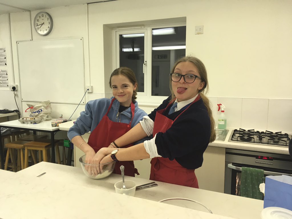 HFSBoarding's tweet photo. Forms I, II and III came to the optional baking tonight! Chocolate cupcakes #brontehousewins #optionalactivities #fun #bonding #weloveboarding https://t.co/iyZ4x9tABV