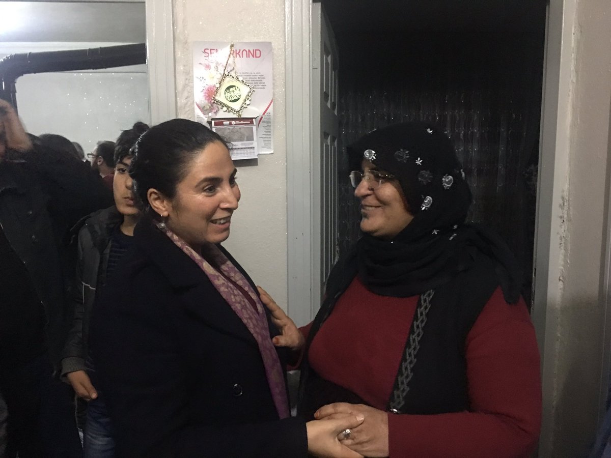 AyseSurucuUrfa's tweet photo. Eyyübiye ilçemizde  Halk toplantılarımız devam ediyor... https://t.co/n7rO4pZDEo