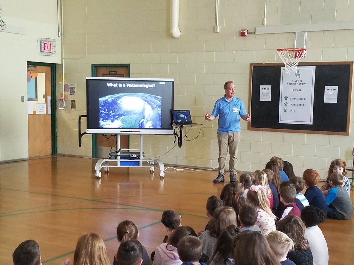 HF_Whitman's tweet photo. Today a local meteorologist came to visit the KC. #HFTigerPride https://t.co/YBJ2U0Bk94
