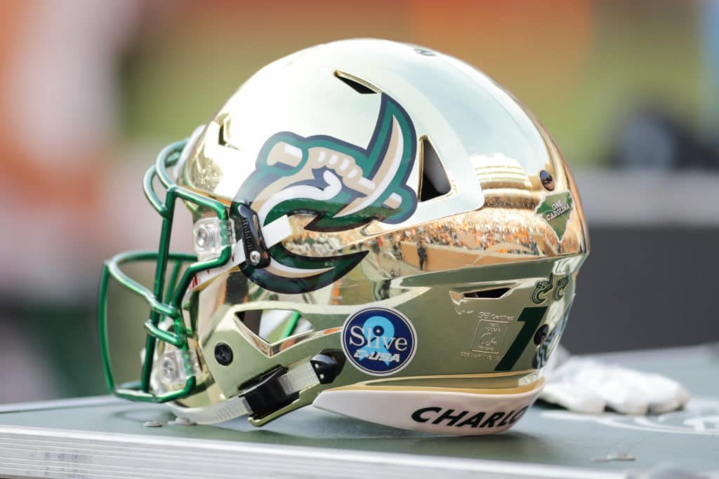 thedevanboykin's tweet image. Truly Honored and Blessed to receive an offer from the University of North Carolina at Charlotte @CharlotteFTBL @MoHard20 @Tregoode1 #NinerNation #SolidRock 🤙🏾